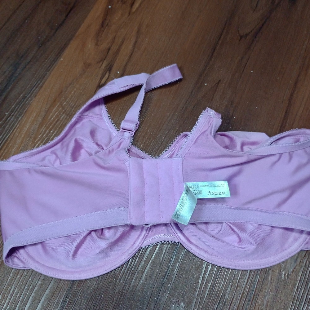 Wacoal Basic Beauty Full Figure Seamless Underwire Bra In Lilac - Picture 7 of 9